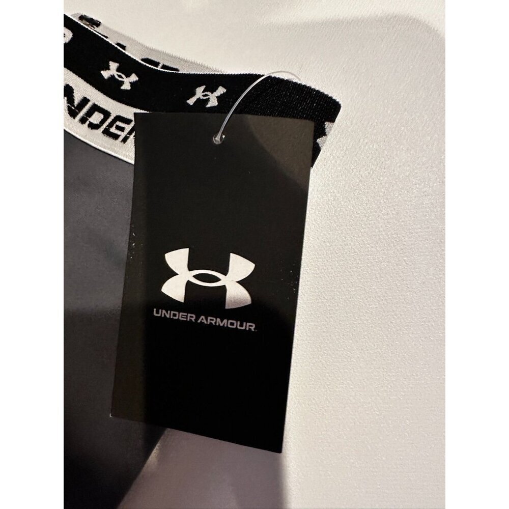 NWT Girl's Youth Under Armour UA Cropped FITTED Leggings Size 4 MSRP $30 - Picture 3 of 7